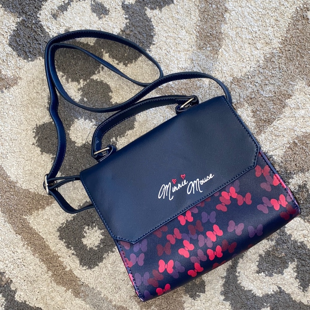 💘 Minnie Mouse Disney Parks crossbody/ handbag💘